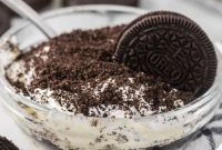 Simple Cream Cheese Free Dirt Cake