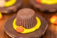 Thanksgiving Pilgrim Hat Treats