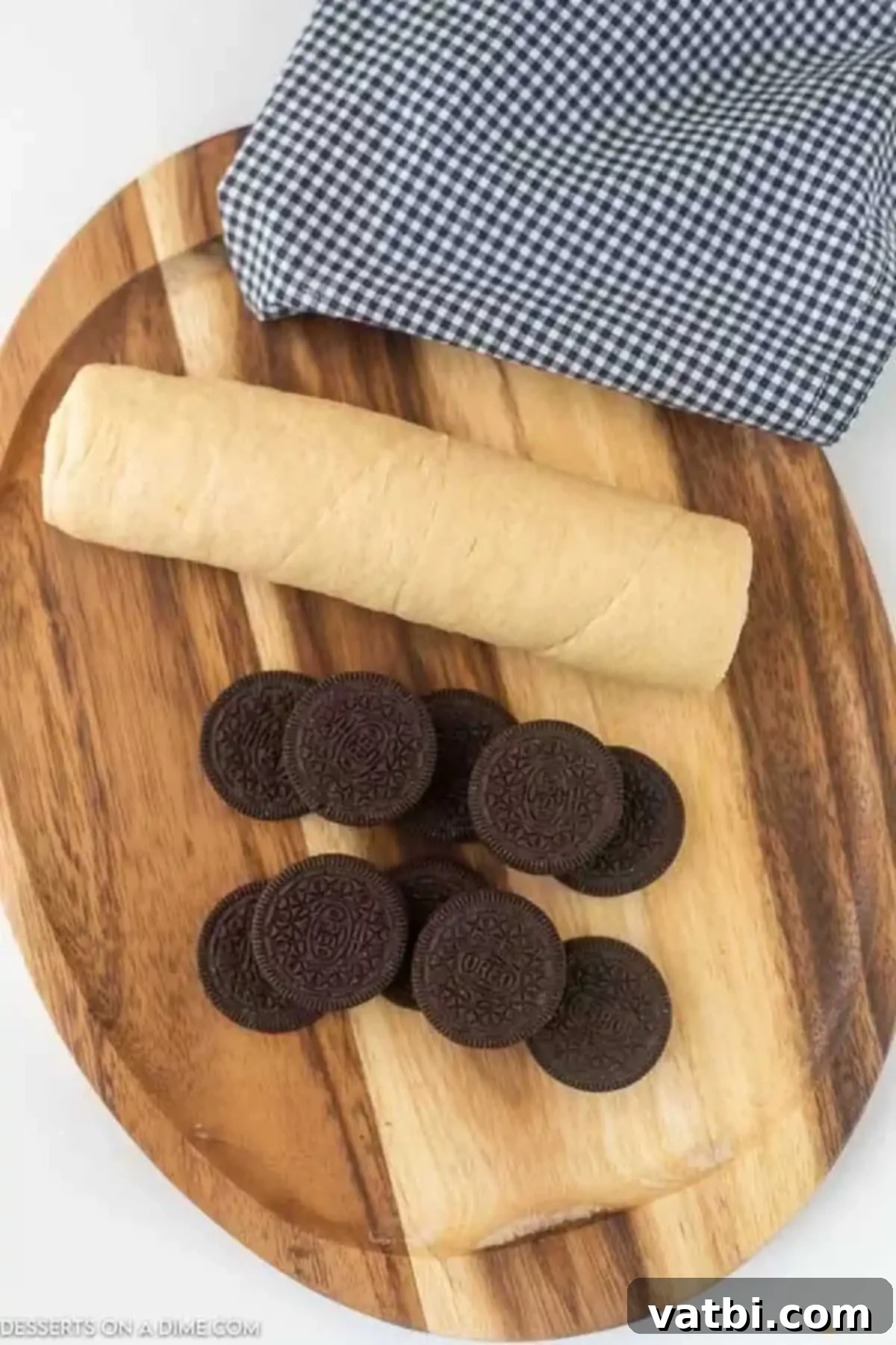 Decadent Air Fryer Oreos 3 Overview of the ingredients needed to make air fryer Oreos: Oreos and a roll of Crescent rolls.