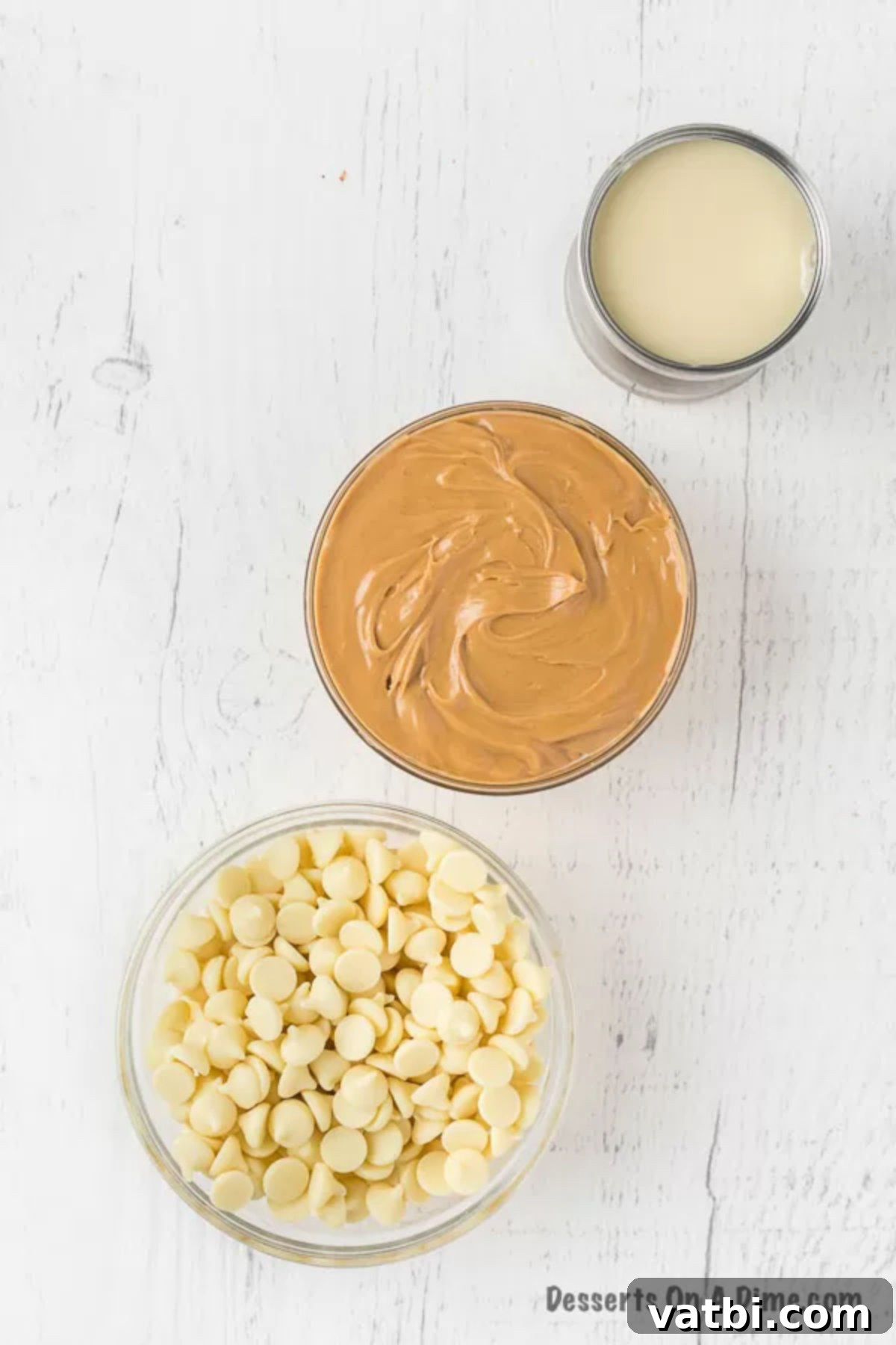Easy 3-Ingredient Peanut Butter Fudge 3 Three ingredients for Peanut butter fudge: white chocolate chips, creamy peanut butter, and a can of sweetened condensed milk.