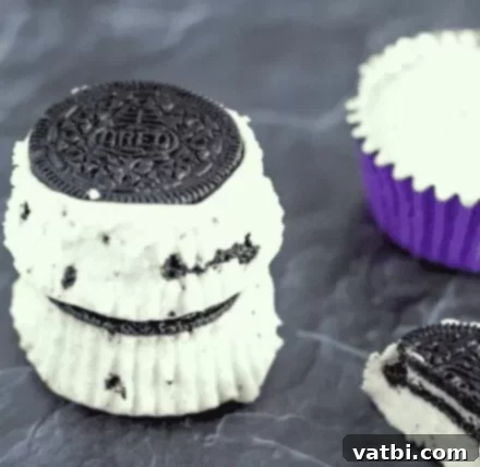 Irresistible Oreo Creations 7 A slice of creamy Oreo Cheesecake with a crunchy Oreo crust