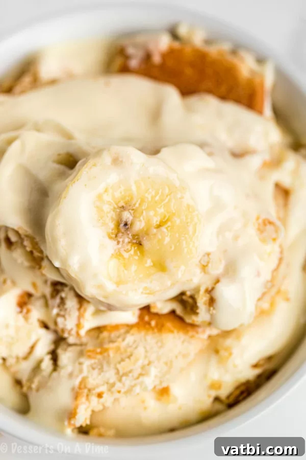 Is Banana Pudding Freezer-Friendly? 4 Banana pudding in a dish.