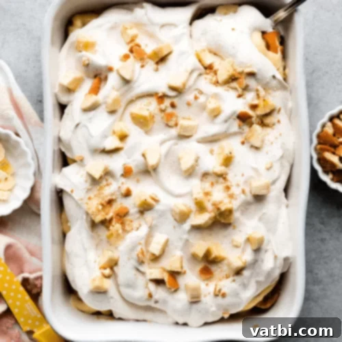 Caramelized Banana Pudding in a glass dish.