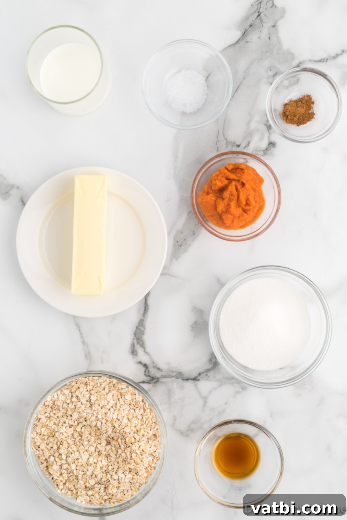 No-Bake Pumpkin Spice Treats 4 Ingredients for Pumpkin no bake cookies.