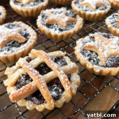 32 Magical Christmas Pie Delights 9 img 52841 15