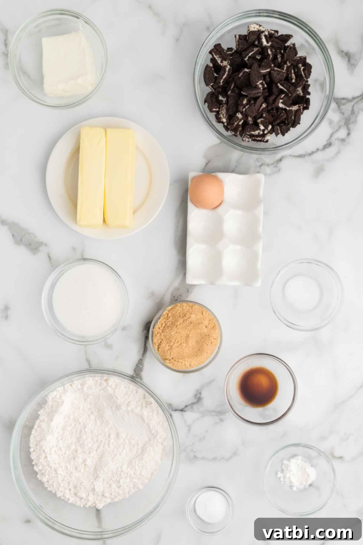 Skip the mixes and make this decadent recipe for Cookies and cream cookies. Each bite is loaded with oreo cookies and the recipe is so easy. Try this cookies and cream cookies recipe without pudding for the best treat. Learn how to make home made desserts with chocolate oreo cookies and cream cheese. #dessertonadime #cookiesandcreamcookies #cookiesandcreamcookieseasy #dough #DIY #DessertRecipes #Recipeshomemade #baking #dessert #christmas #homemade Ingredients needed - butter, cream cheese, sugar, brown sugar, egg, salt, vanilla, cornstarch, flour, baking soda, oreos