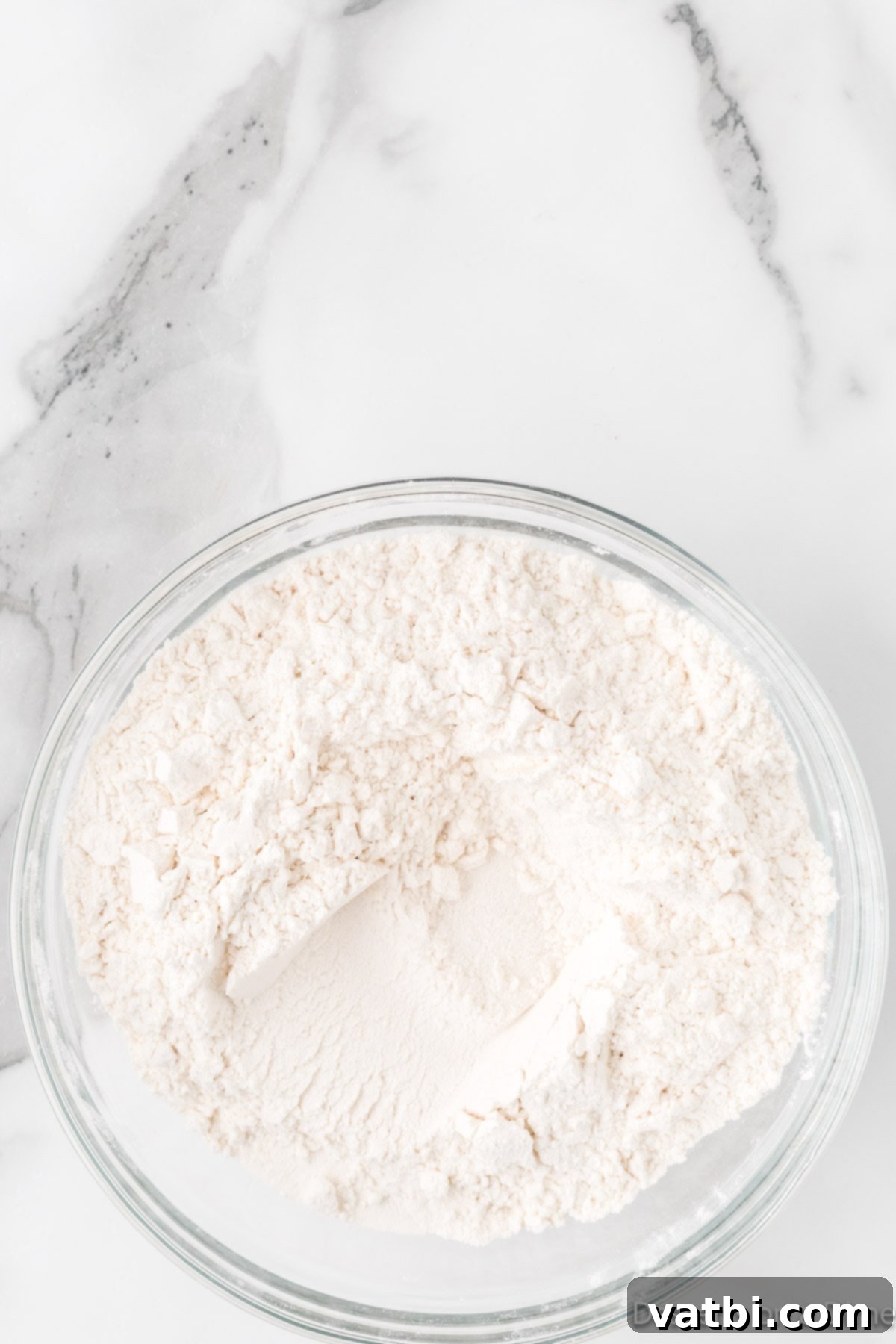 Cookies & Cream Bliss 4 Dry ingredients combined in a bowl.