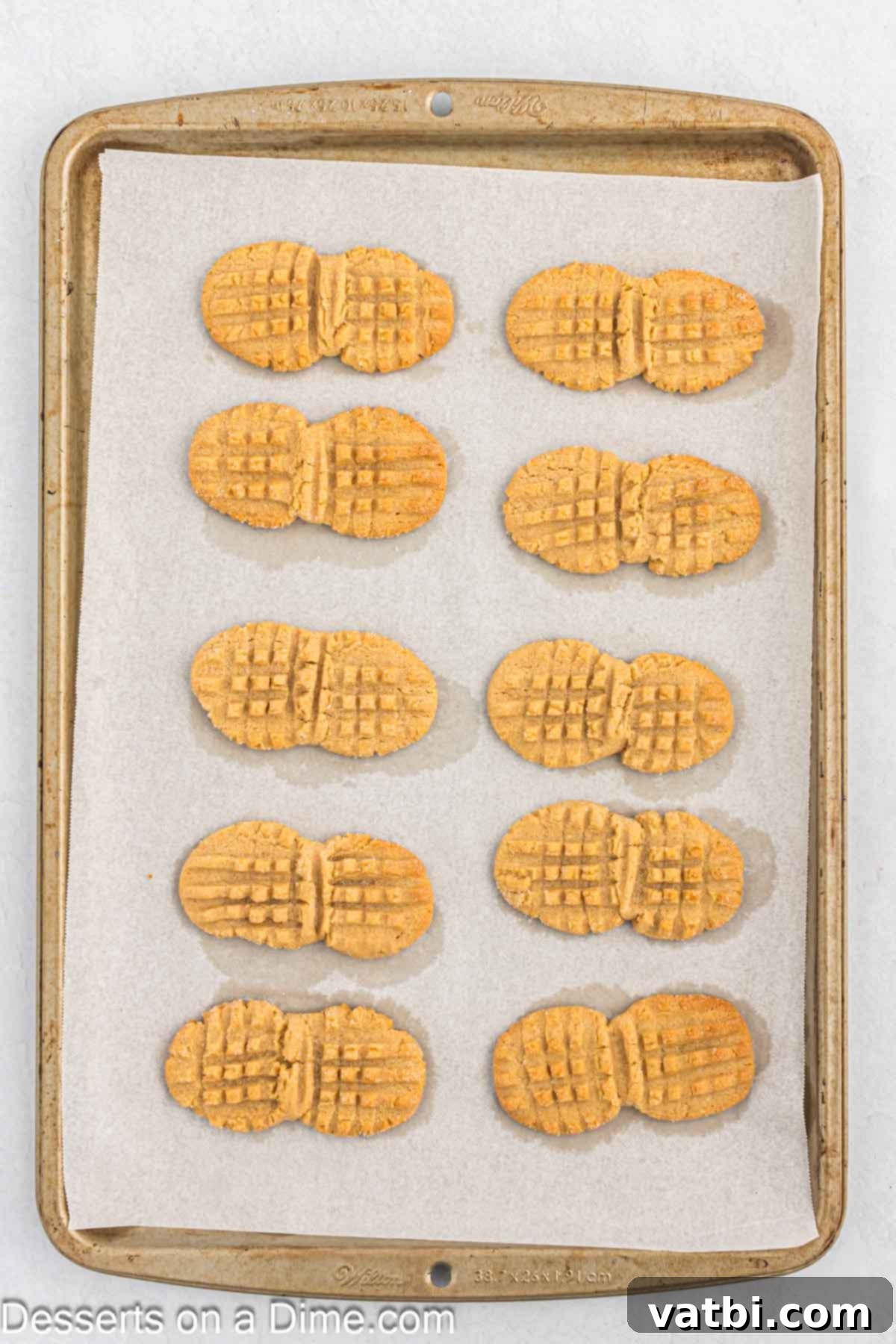 Golden Peanut Perfection 7 Criss Cross pattern on cookies.