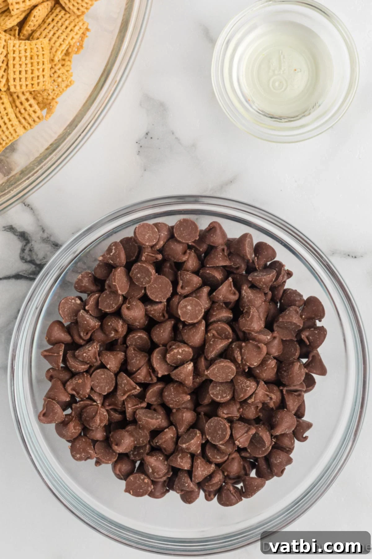 Oreo Muddy Buddies 7 Milk chocolate chips in a bowl